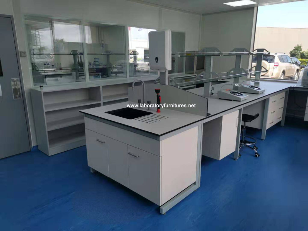 Central lab workstation