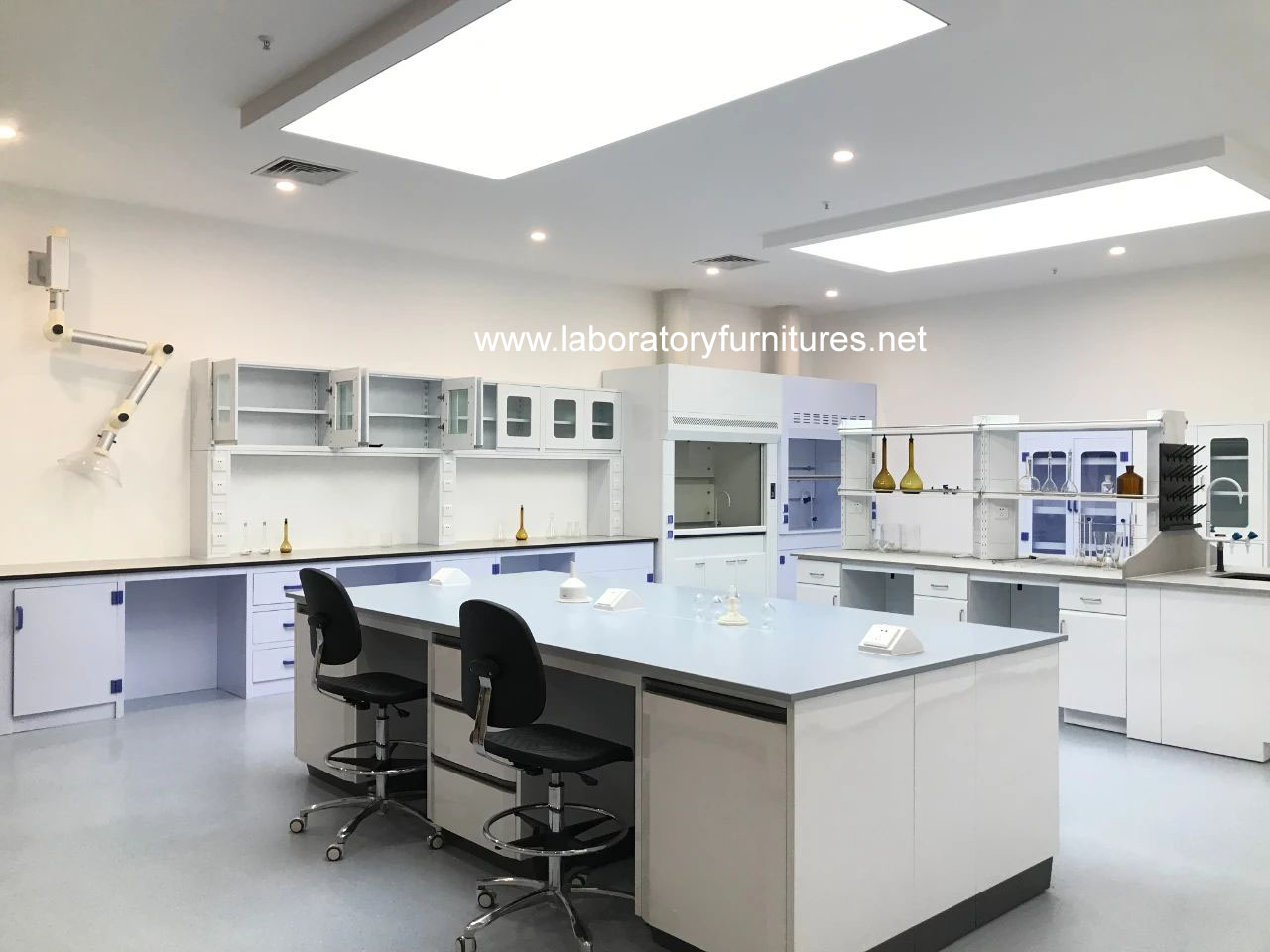 medical laboratory furniture