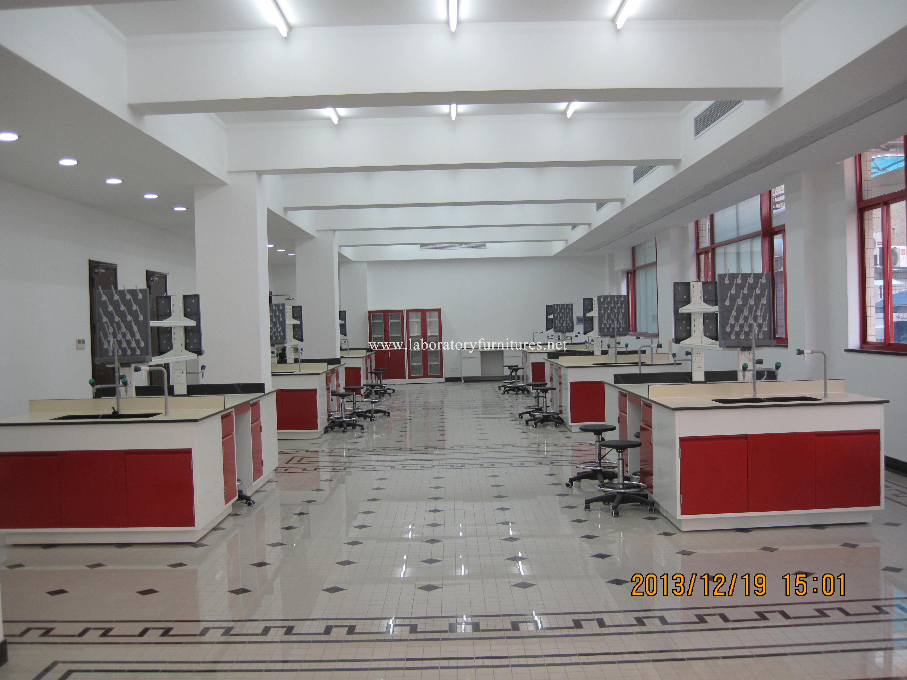 laboratory furniture maintenance
