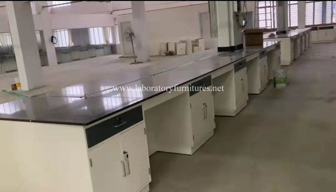 laboratory furniture to India
